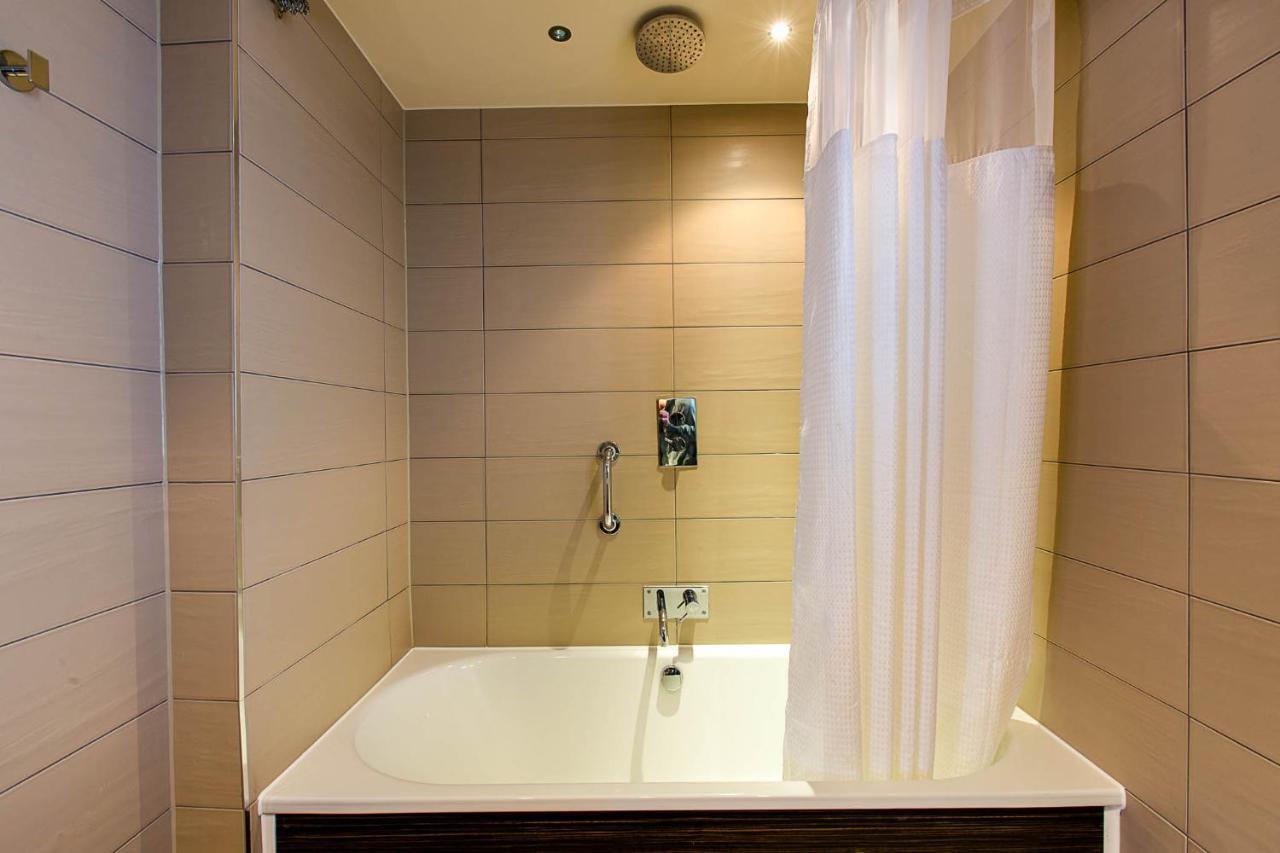 Maltsters Hotel Кардиф Екстериор снимка
